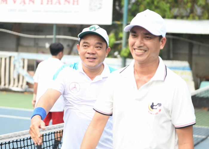 HÌNH ẢNH GIẢI TENNIS TRẦN GIA